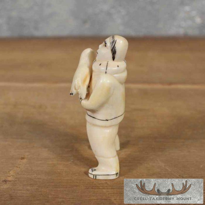 Ivory Eskimo & Seal Figurine For Sale - Image 5