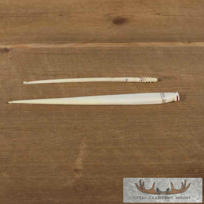 Ivory Crochet Hook Set For Sale - Image 3